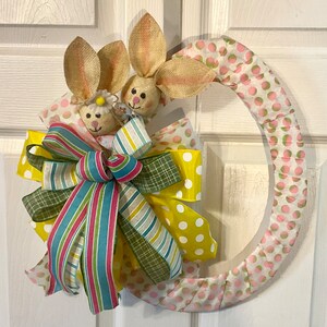 Easter Wreath, Spring Wreath, Mr and Ms Bunny Head Wreath, Simple Easter Wreath, Egg Shaped Easter Wreath