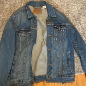 Levi’s Jean jacket M