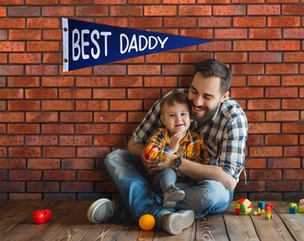 Perfect daddy gift on Father’s Day, first time dad gift, first time daddy, first dad gift, best daddy pennant