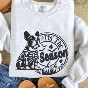 Halloween French Bulldog Sweatshirt, Frenchie Halloween Sweater,Pumpkin Sweatshirt,Halloween Dog Sweatshirt Retro Spooky Season,Frenchie Mom