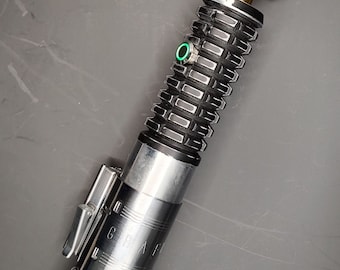 Sable de luz inspirado en Obi Wan Kenobi construido por MHS