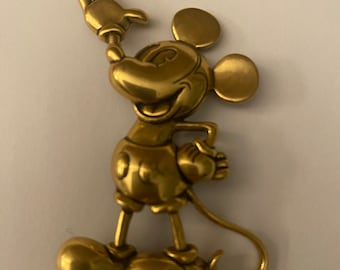 Vintage Mickey Mouse pin/brooch