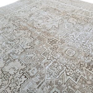 Oriental Living Room Rug 10&#39; 1&quot; x 12&#39; 4&quot;// Muted Palace Rug, Neutral Turkish Rug, Large Wool Rug, Oversized Rug, Faded Vintage Rug