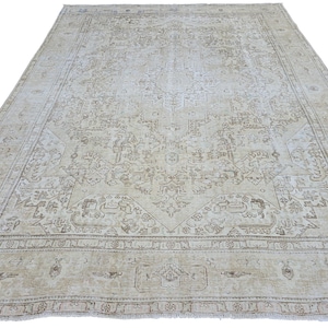 Neutral Area Rug 9&#39;7&quot; x 12&#39; 6&quot; // Muted Wool Rug, Oversized Rug, Palace Rug, Muted Rug, Large Oushak Rug, Turkish Vintage Rug
