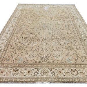 Neutral Large Rug 7'10" x 11'0" // Vintage Turkish Rug, Oversized Oushak Rug, Cream Area Rug, Beige Wool Rug