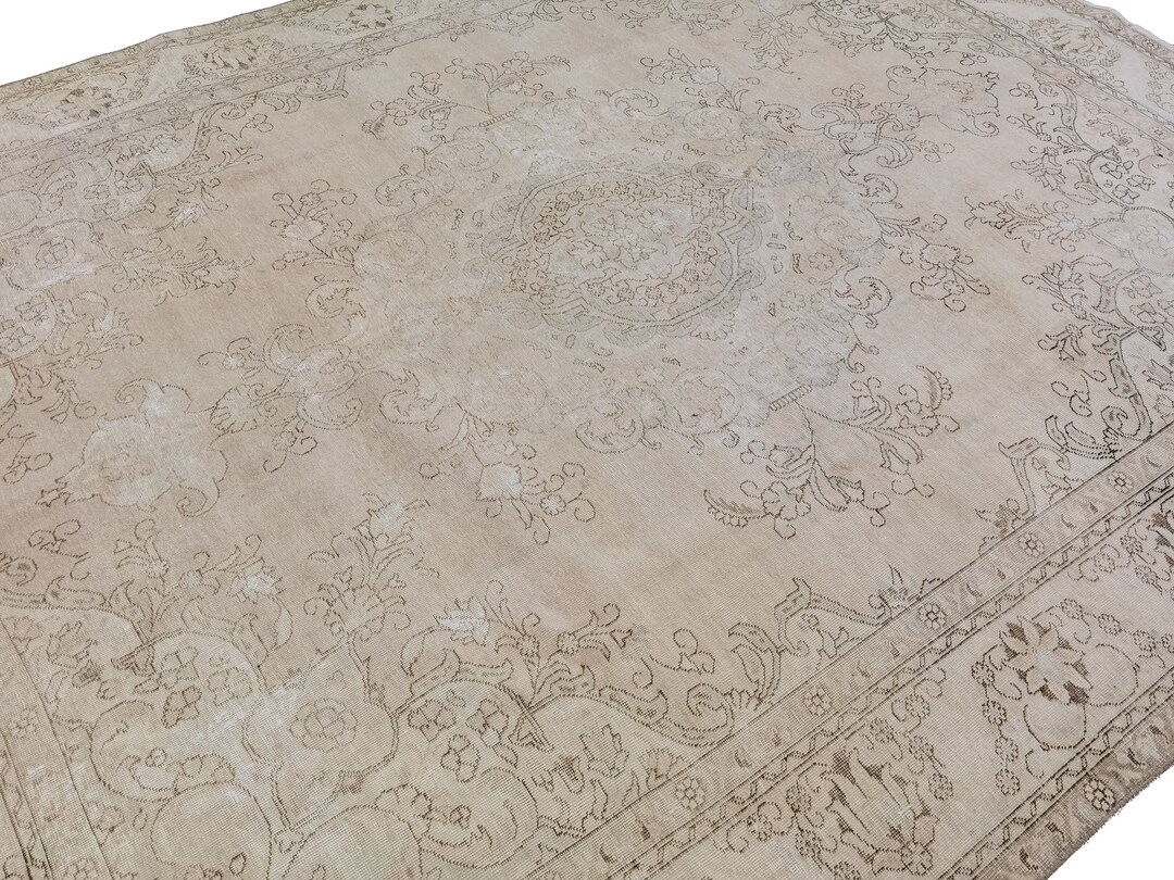 Muted Pattern Rug Neutral Area Rug 9'6