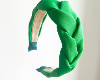 Grünes geflochtenes Stirnband, lindgrünes Stirnband, Flechtstirnband, gedrehtes Stirnband, geflochten haarrband, haarrband, haarreif,haarreifen