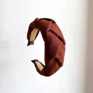 Brown regular sized headband, handmade braided hairband, elegant and classic hair sccessory,  haarreif geflochten, geflochtenes stirnband.