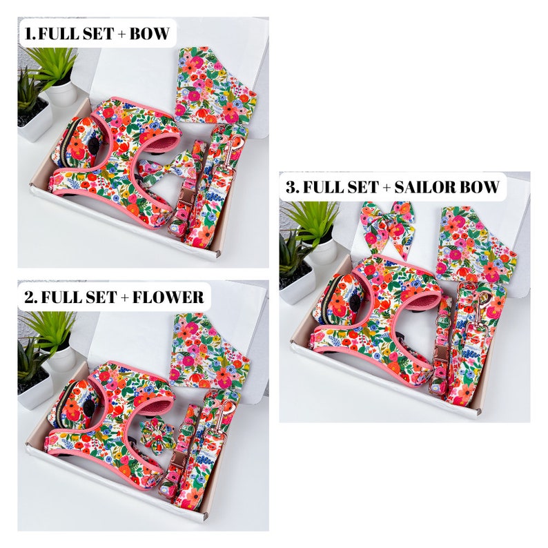 Puede incluir: Se muestran tres juegos de arneses y accesorios para perros en cajas abiertas. Cada juego incluye un arn&eacute;s, una correa y otros accesorios con un colorido estampado floral. El texto "1. FULL SET + BOW", "2. FULL SET + FLOWER" y "3. FULL SET + SAILOR BOW" es visible.