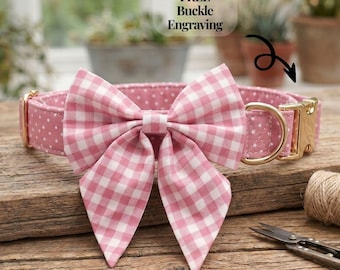 Collar personalizado rosa a cuadros para perro con lazo - Hebilla dorada grabada a medida - Conjunto de collar y flor para cachorro con lunares para niña