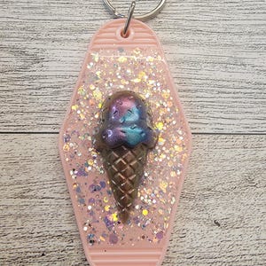 hotel motel keychain, ice cream resin keychain, keychain tag, retro motel keychain, retro keyring, hotel keychain, luggage tag, gift for her