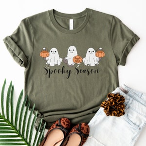 Spooky Season Halloween tshirt for women, Spooky season shirt, Halloween pumpkin shirt, cute ghost shirt, Fall tshirt, funny tshirt, tee