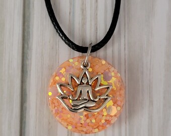 Yoga lotus pendant necklace, lotus pendant, mindful jewelry, yoga jewelry, yoga necklace, meditation necklace, spiritual gifts for her