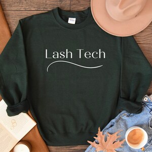Lash Tech Crewneck pullover womens stylist Sweatshirt, cosmetologist Lash Artist Shirt, Esthetician eyelashes Tech Gifts for her, friend