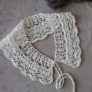 Vintage Crochet Lace Collar | Handmade Peter Pan Collar | Detachable Neck Accessory | White or Black Victorian Style