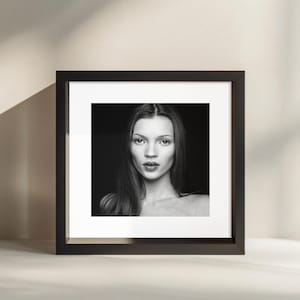 Kate Moss Poster Vintage Kate Moss Photo Square Wall Print Feminist Wall Art Kate Moss Retro Poster Black White Kate Moss Vogue Art Fashion