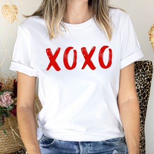 XOXO, Valentine&#39;s Day Shirt, Love Shirts, Fun Valentine T-shirt, Women&#39;s shirt, Valentines Day