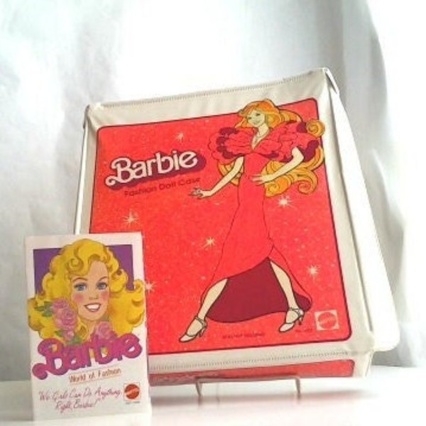 Vintage Mattel Barbie Fashion Doll Case and Barbie World of Fashion Booklet/1980s