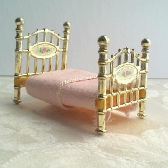 VINTAGE Mattel Little Brass Bed With Four Gold Posts