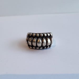 Vintage Ribbed Sterling Silver .925 Band Ring/Puffy/Thick/Chunky/Simple Minimalist/Unique Modernist Dome Like Sculptured Ring/Size 7/90s