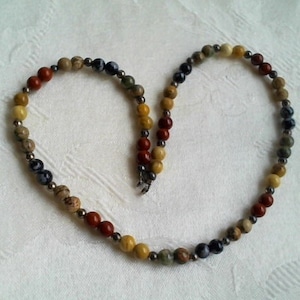 Vintage Agate Necklace Choker Earth-tone Multi Colors/Natural Colors Brown, Green, Gray, Reddish, Beige, Tan/ Smooth Round Beads/Boho/Hippie