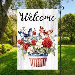 Bandiera da giardino 12x18 Design a sublimazione, cesto di fiori patriottico e farfalle, benvenuto, design digitale, PNG