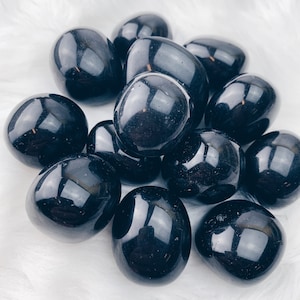 Obsidian Tumbled Stone (950)