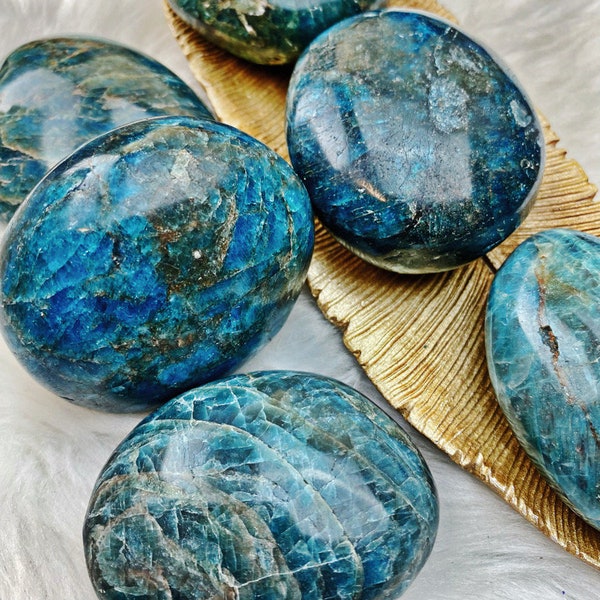 Apatite Large Palmstone Blue Crystal Palm Stone Apatite Crystal Healing Tool Meditation Aid Healing Crystal Apatite Chakra palm stone love