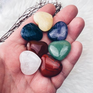 7 Chakra Crystal Hearts Goodie Bag Crystal Kit Chakra Healing Metaphysical Tool Heart Stones Meditation Crystal Healing Yoga