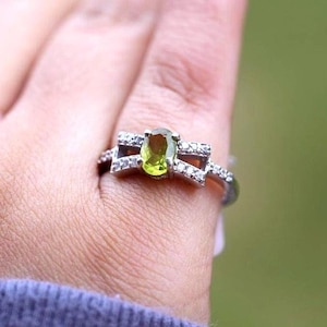Natural Pakistan Peridot Ring | Handmade 925k Silver | US Ring Size 8 | Unisex | Untreated Stone | Engagement Ring, Birthstone, Valentines