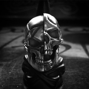 Unique Skull Ring - 925 Sterling Silver Skull Ring - Men&#39;s Gifts Ring - Memento Mori Ring - Gothic Ring - Skull Jewellery - Biker Men Ring