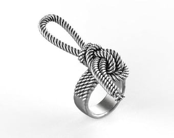 Love Knot Promise Ring | Sterling Silver Minimalist Jewelry