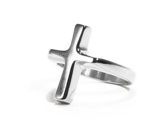 Bague croix en argent | Bijoux Chrétiens | Groupe religieux
