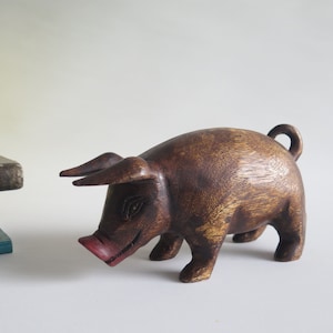 Hand Carved Wooden PIG Figurine, Statue Vintage Collectible Library Decor #808-18