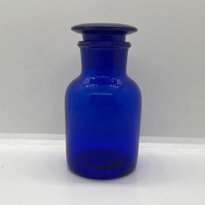 Vintage Glass Cobalt Apothecary Jar with ground glass stopper, 4 1/4