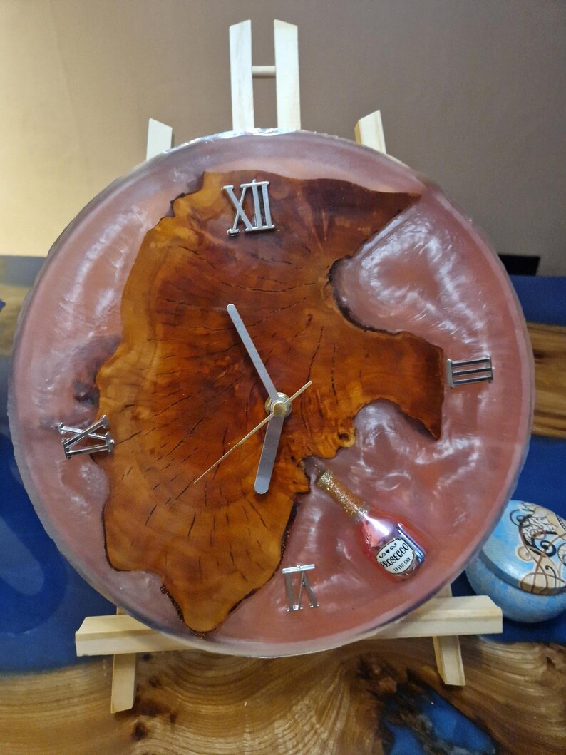 Prosecco O'clock ... Deep Pink Resin Clock Custom Made Resin and Olive ...