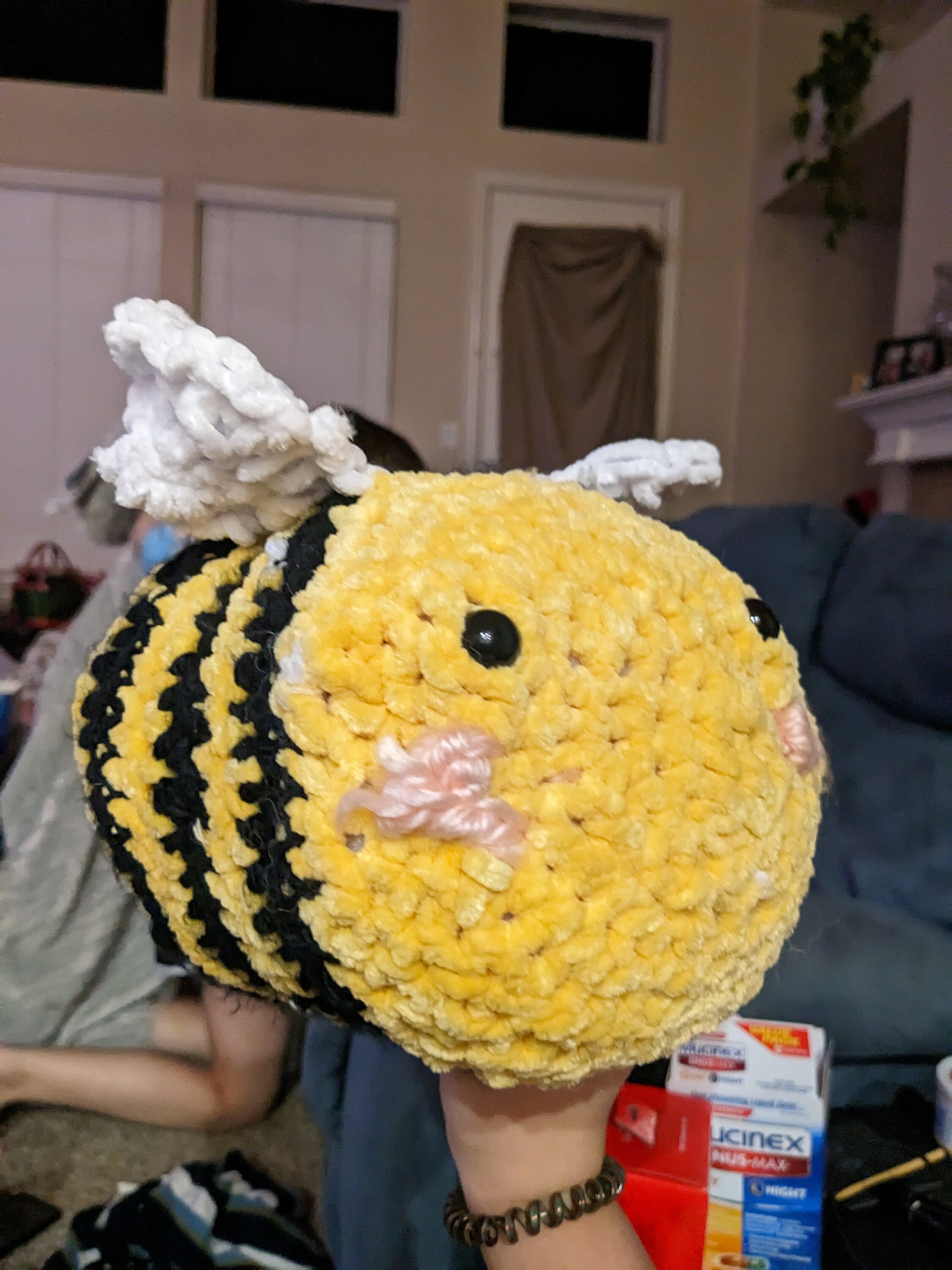 JUMBO BEE Crochet Giant Bee - Etsy