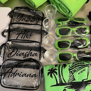Personalized Clear Makeup Bag: Bridesmaid Bachelorette Gift