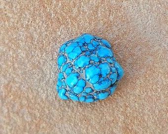 Rare Old Stock Kingman Turquoise Freeform Stone Cabochon Natural Spiderweb Nugget 16mm x 15mm x 7mm 9ct