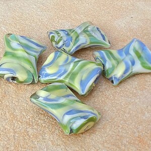 Handmade Artisan Glass Lampwork Rectangular Glass Bead Set Blue Green Yellow 18mm x 17mm 5 Beads High Quality Bead Set For DIY Jewelry