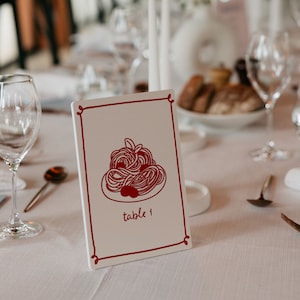 Modello numeri tavolo per cena di prova / Numeri tavolo per matrimonio italiano / Numeri tavolo per ricevimento illustrati con pasta / Disegnato a mano