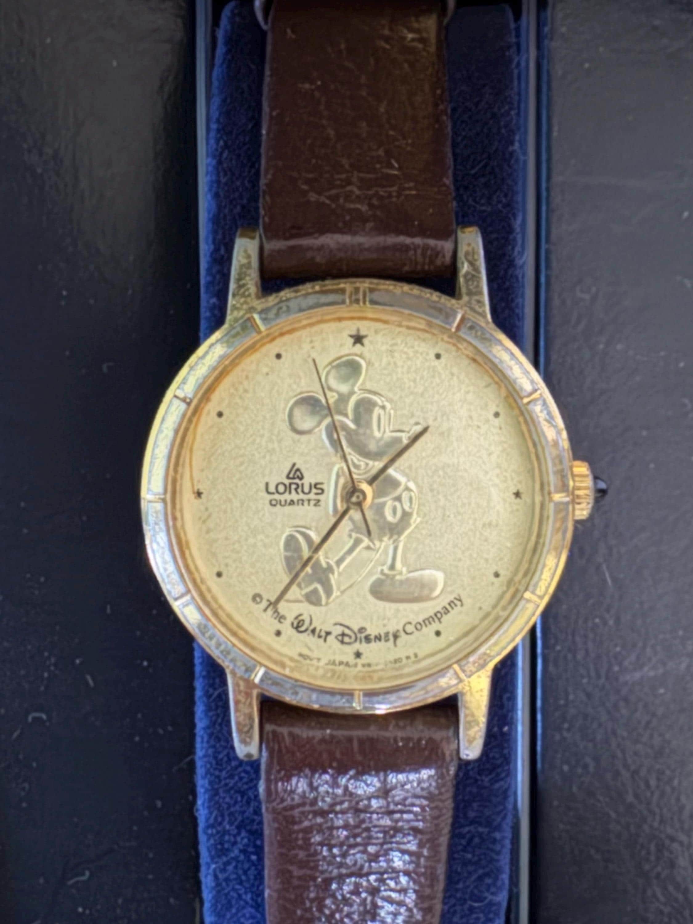 Vintage Lorus Mickey Mouse Watch – 1980s Disney Collectible 