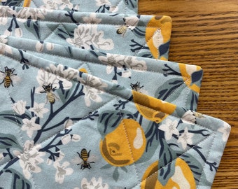 One set of Stunning Lemon & Honey Bees on Handmade Quilted Placemats-Reversible!  Perfect Shower, Mother&#39;s Day, Hostess or Birthday Gift!
