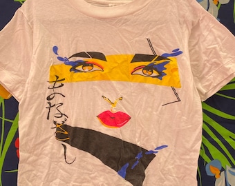 vintage single stitch T-shirt 80s with anime face graphic colorful graphic