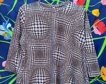 Vintage 60s psychedelic print, longsleeve shirt with crazy optical, illusion pattern