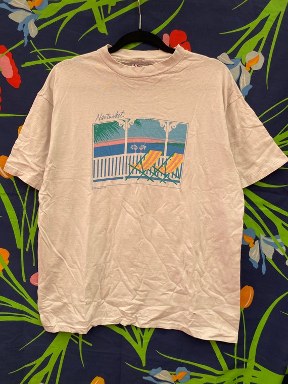 vintage single stitch T-shirt from 80s cape cod Na