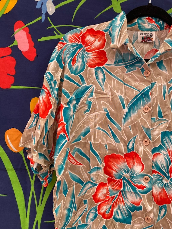 vintage Hawaiian blouse from 90s with Hawaiian fl… - image 4