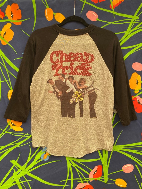 Vintage 80s Cheap Trick band T-shirt w/ retro rin… - image 1