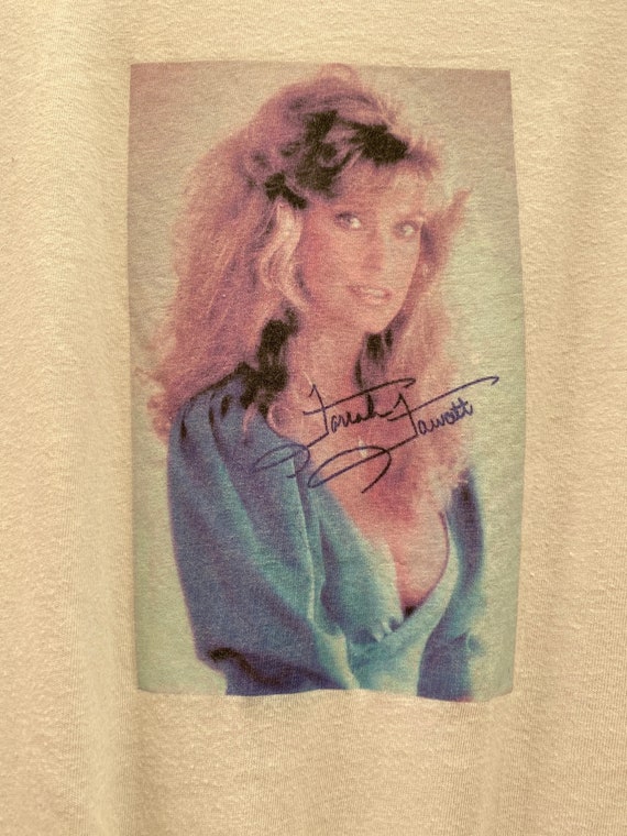 Vintage single stitch t-shirt w/ Farrah Fawcett g… - image 2