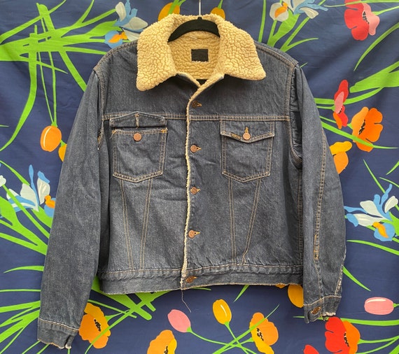 Vintage 70s 80s Denim jean jacket w/ sherpa lined… - image 1